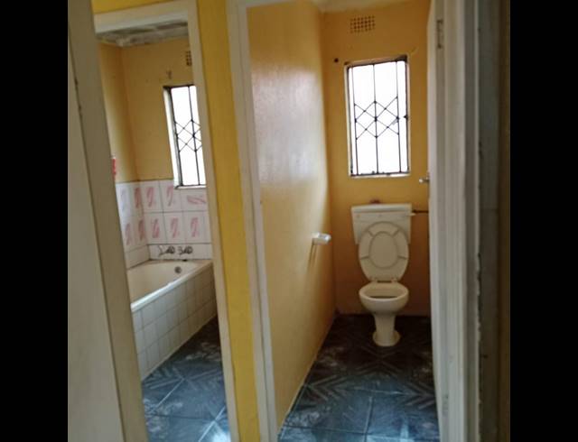 2 BEDROOM PROPERTY TO RENT IN PROTEA GLEN